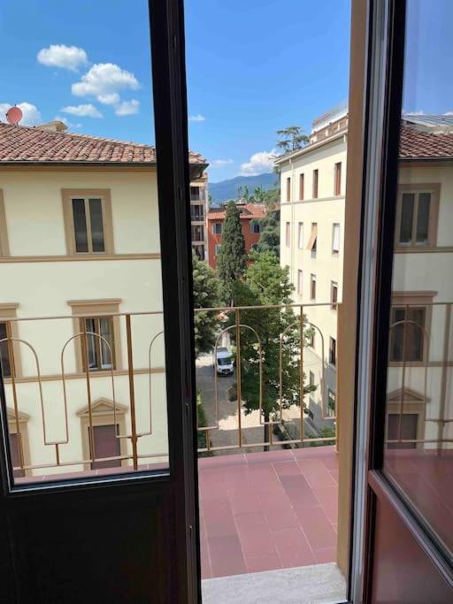 Caterina De' Medici Luxury Attic With Terrace And Parking Apartamento Florença